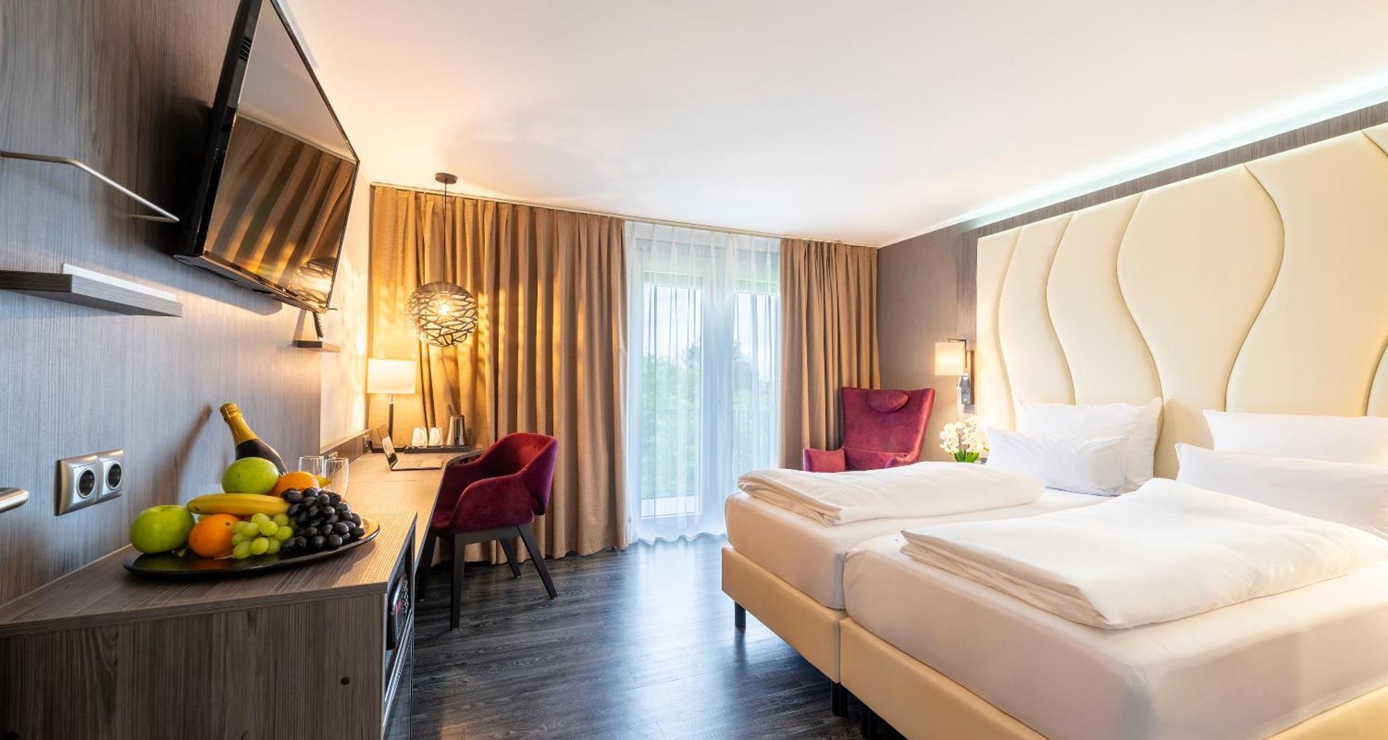 Hotel Plaza Stuttgart-ditzingen 4*